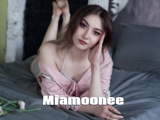 miamoonee The hot porn