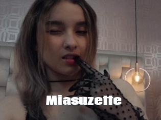 Miasuzette