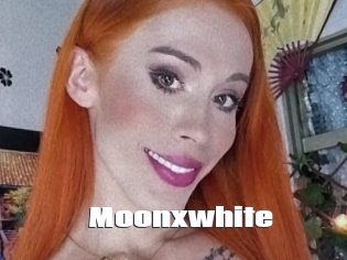 Moonxwhite