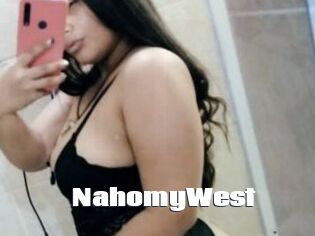 NahomyWest