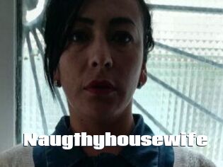 Naugthy_housewife