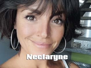 Nectaryne
