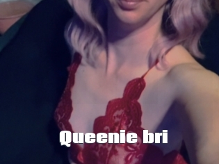 Queenie_bri
