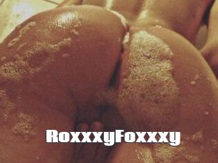 RoxxxyFoxxxy
