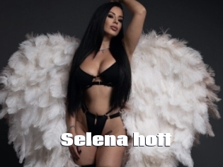 Selena_hott