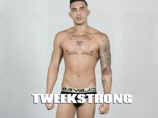 TWEEKSTRONG