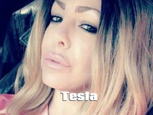 Testa