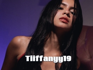 Tiiffanyy19