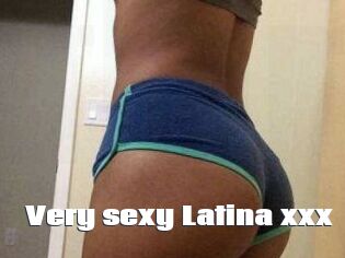 Very_sexy_Latina_xxx