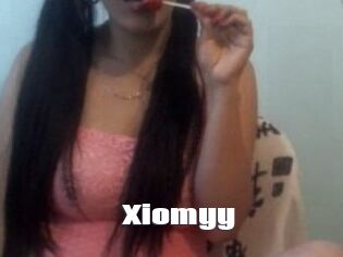 Xiomyy_